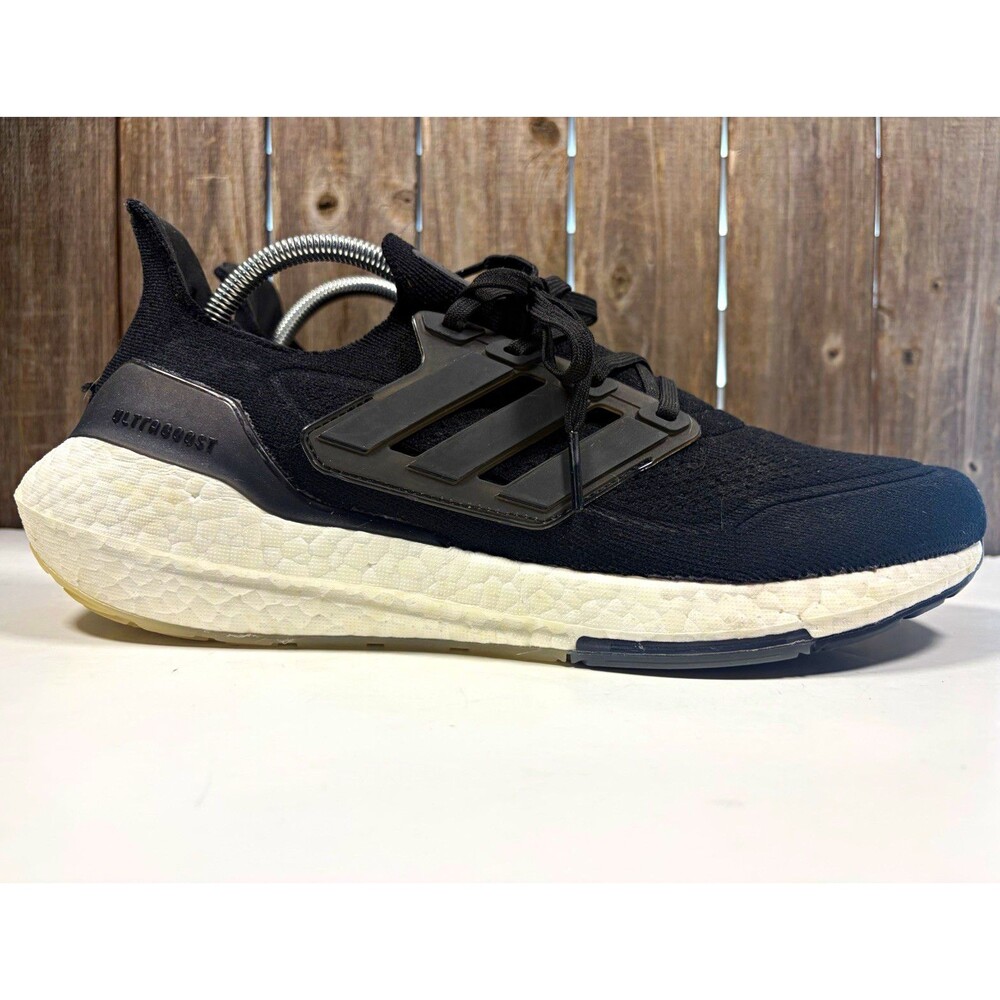 adidas UltraBoost Primeblue Black/White Low Top Lace Running Mens She Size 10.5